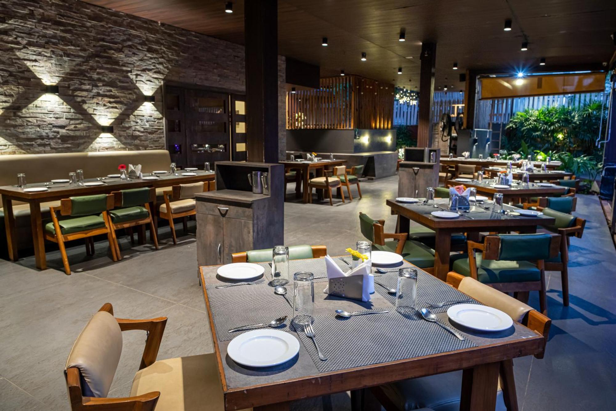 Hotel Rama Heritage Nashik Esterno foto