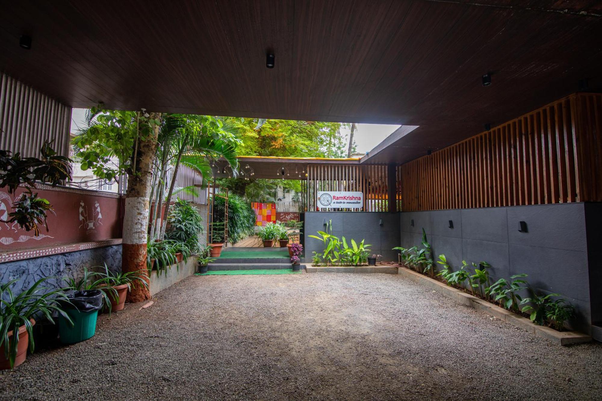 Hotel Rama Heritage Nashik Esterno foto